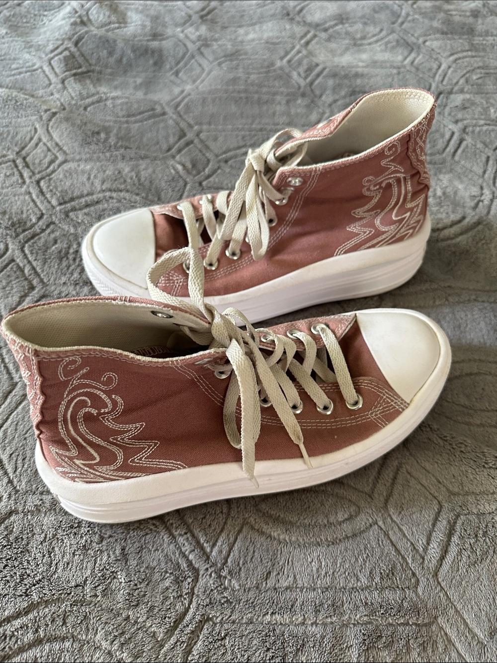 CONVERSE High-Top Canvas Sneakers in Dusty Rose with White Sole